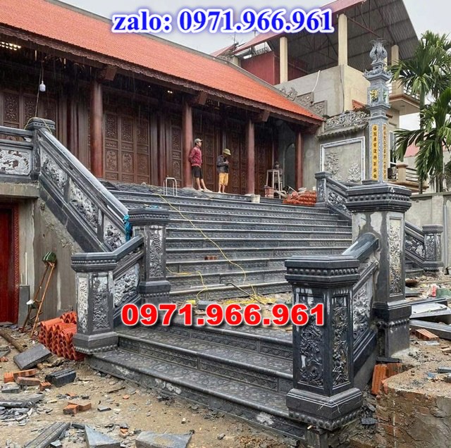 lan can bằng đá tự nhiên nguyên khối nhà thờ họ hay từ đường, lan can đá xanh rêu cho khu lăng mộ gia đình, nghĩa trang, khu lịch tâm linh, lan can khu biệt thự sân vườn được chạm khắc hoa văn tinh xảo theo yêu cầu, lan can tường rào đá phong thủy, trấn trạch, cao cấp, bền đẹp, giá rẻ cho khách hàng 